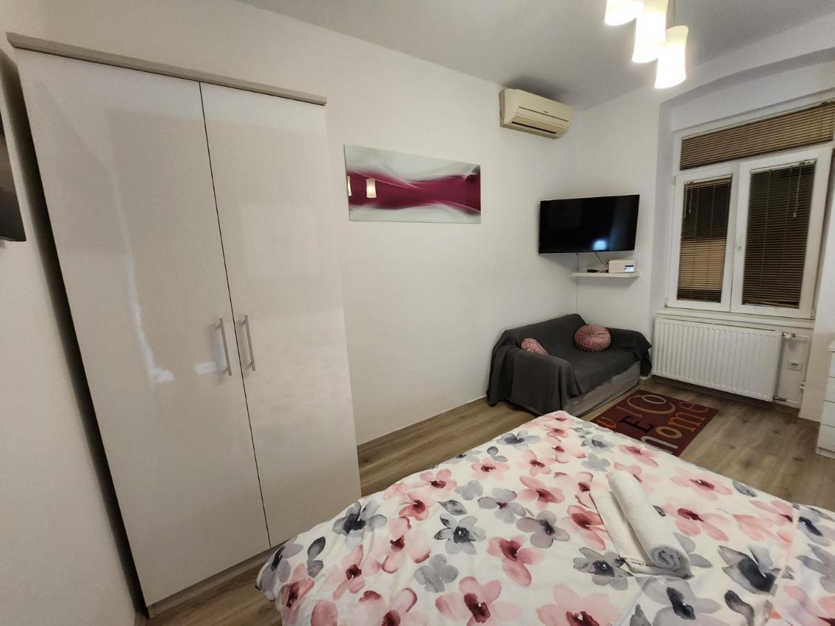 Studio Midtown Zagreb Extérieur photo